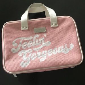 Benefit Makeup Weekender